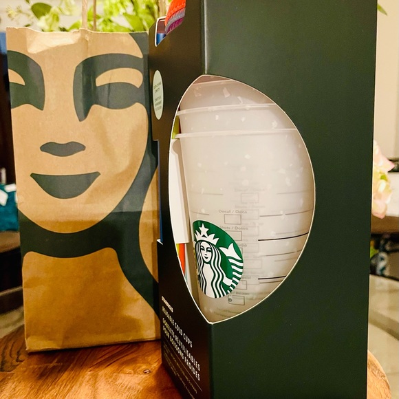 LAST ONE Starbucks Color Changing Tumbler Cups - Picture 6 of 10